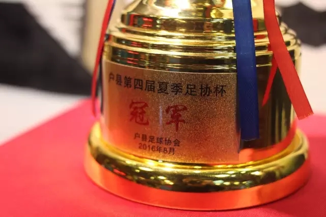 万茜饰演的贺子珍，展现出真实而立体的革命女性形象